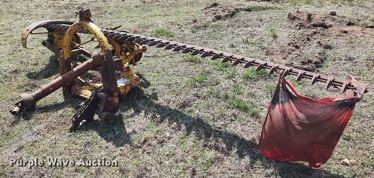 image for item DO3907 Sickle mower