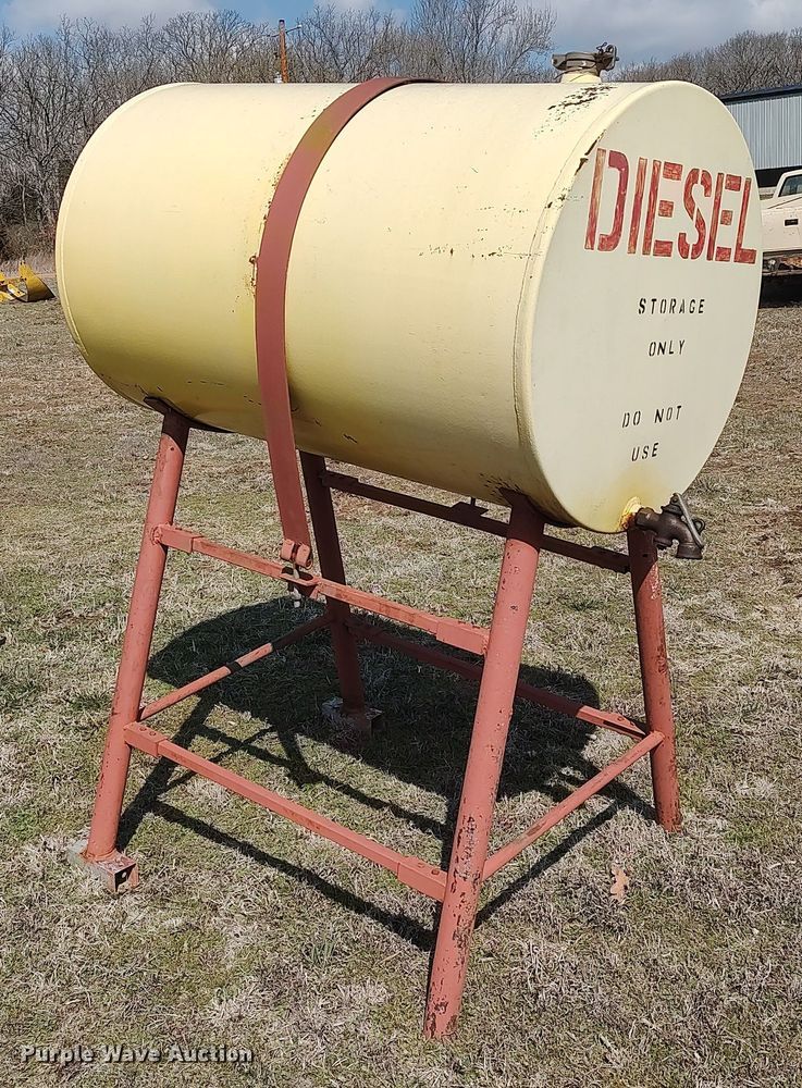 image for item DO3909 Fuel tank