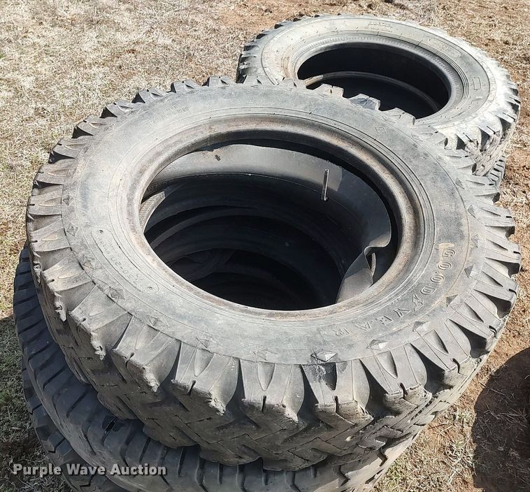 image for item DO3911 (8) tires