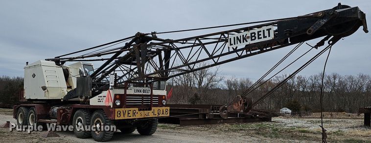 image for item DO4282 Link-Belt HC108-B  crane
