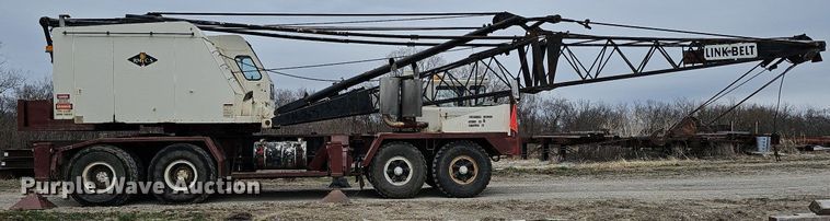 image for item DO4282 Link-Belt HC108-B  crane