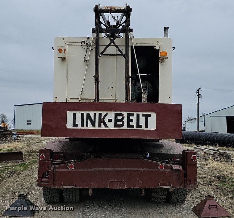 image for item DO4282 Link-Belt HC108-B  crane