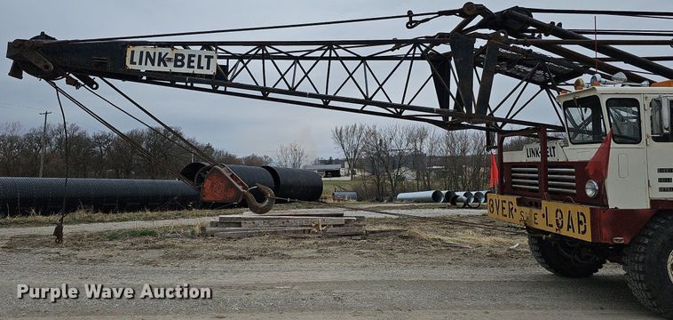 image for item DO4282 Link-Belt HC108-B  crane