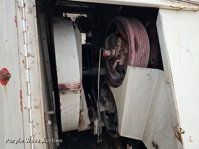 image for item DO4282 Link-Belt HC108-B  crane