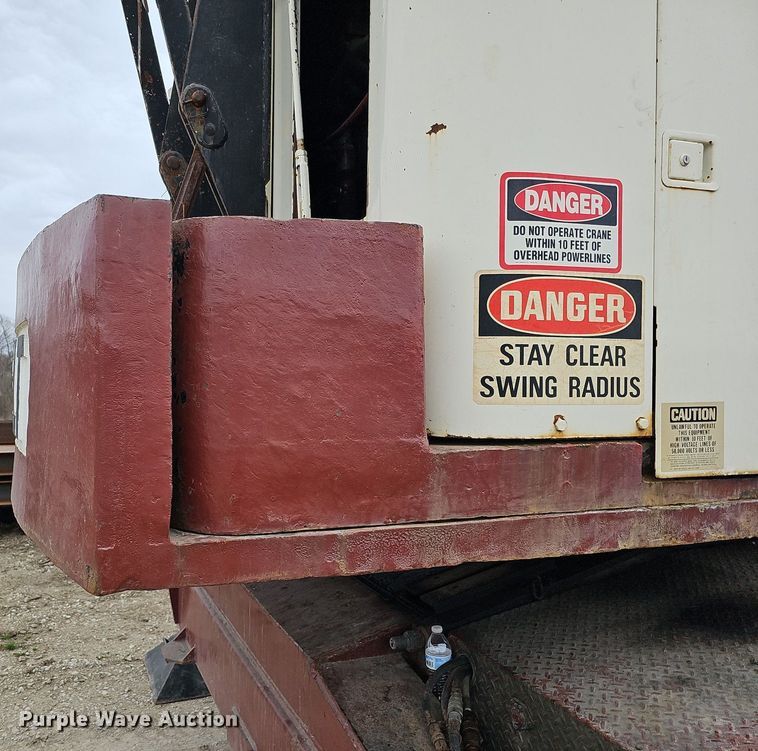 image for item DO4282 Link-Belt HC108-B  crane