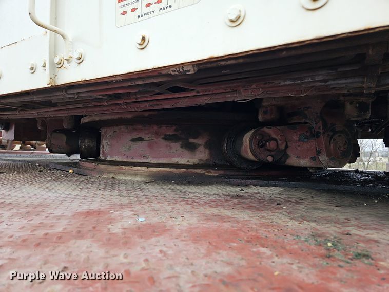 image for item DO4282 Link-Belt HC108-B  crane