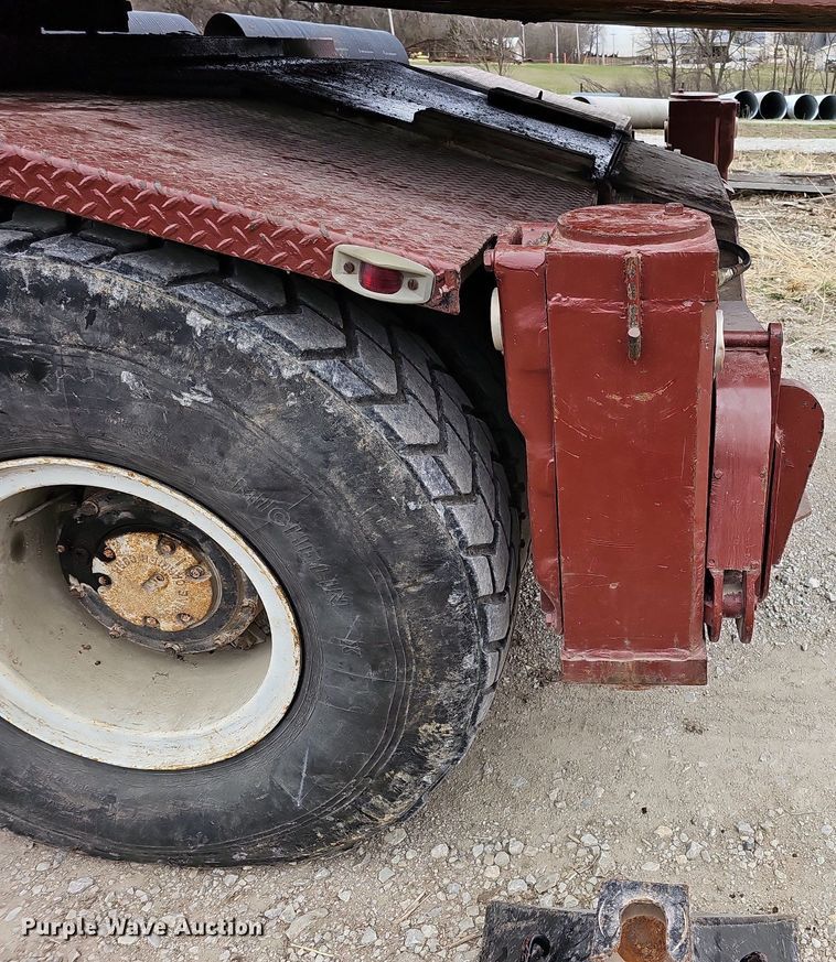 image for item DO4282 Link-Belt HC108-B  crane