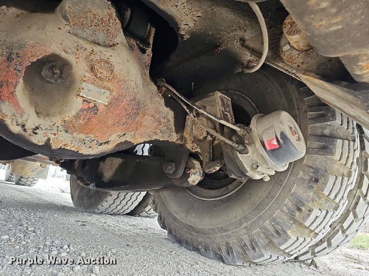 image for item DO4282 Link-Belt HC108-B  crane