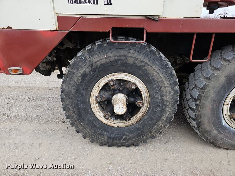 image for item DO4282 Link-Belt HC108-B  crane