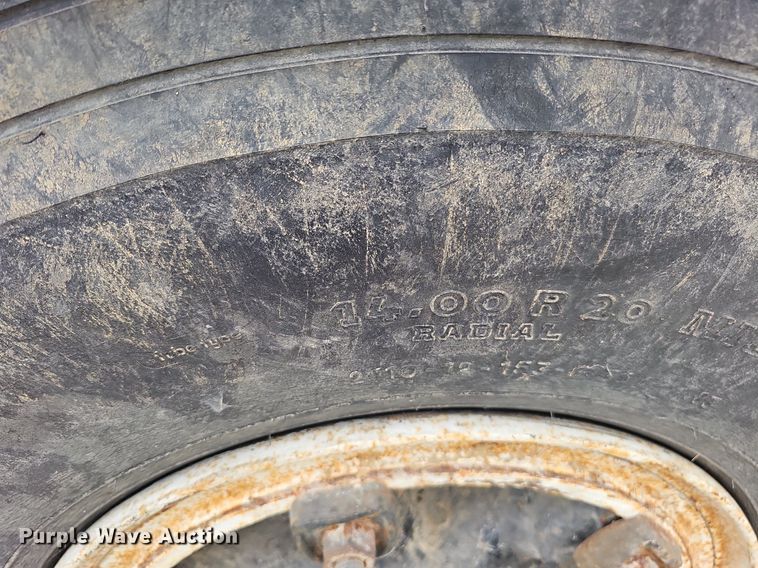 image for item DO4282 Link-Belt HC108-B  crane