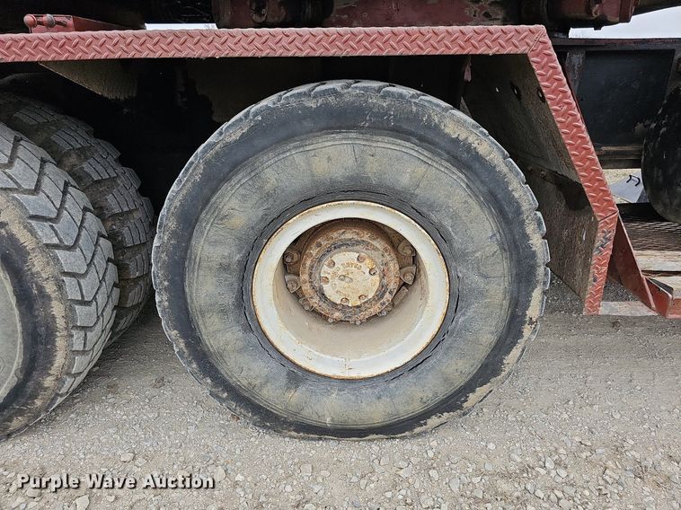 image for item DO4282 Link-Belt HC108-B  crane