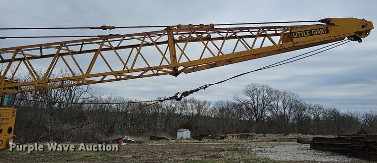 image for item DO4283 Little Giant LG-6464  crane