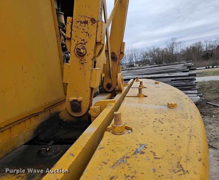 image for item DO4283 Little Giant LG-6464  crane