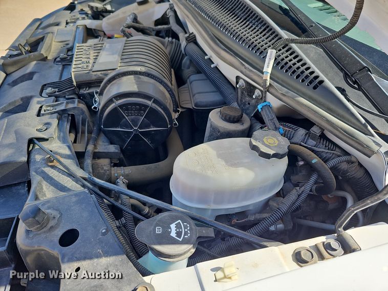 image for item DO4285 2017 Chevrolet Express 3500  van