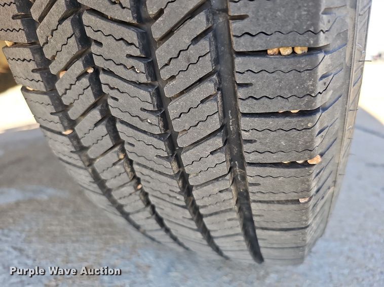 image for item DO4285 2017 Chevrolet Express 3500  van