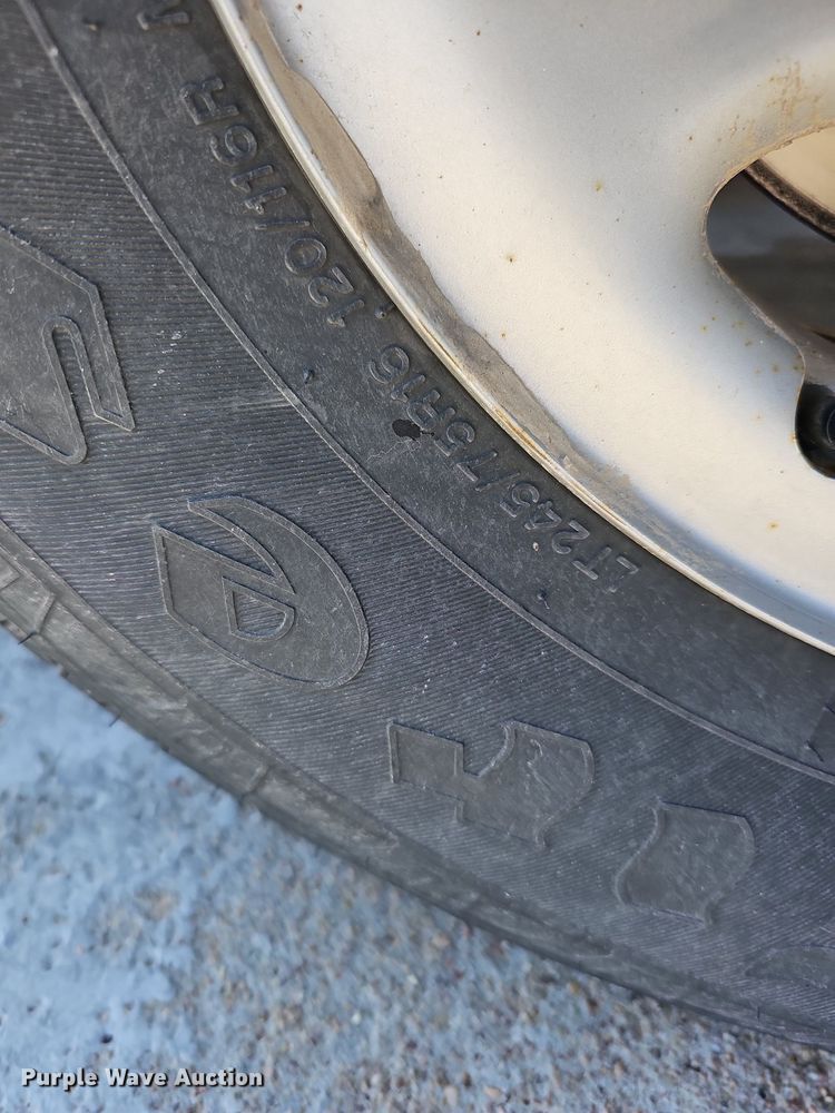 image for item DO4285 2017 Chevrolet Express 3500  van