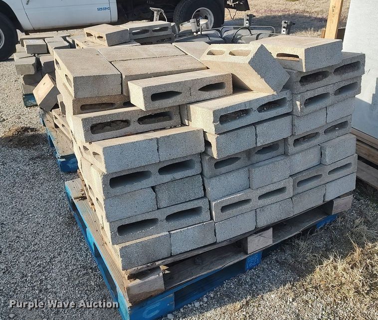 image for item DQ0432 Building materials