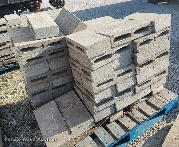 image for item DQ0432 Building materials