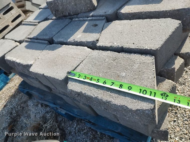 image for item DQ0432 Building materials