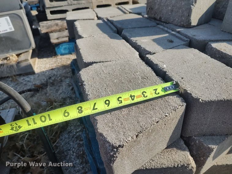 image for item DQ0432 Building materials