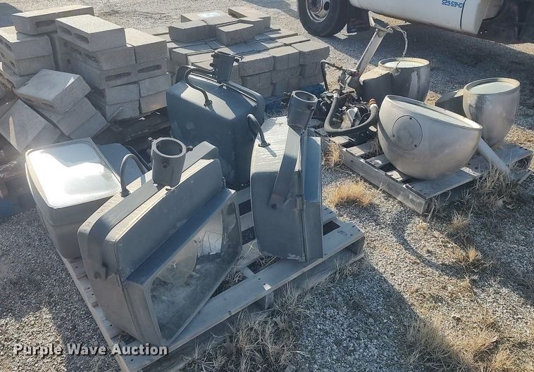 image for item DQ0433 (7) lights