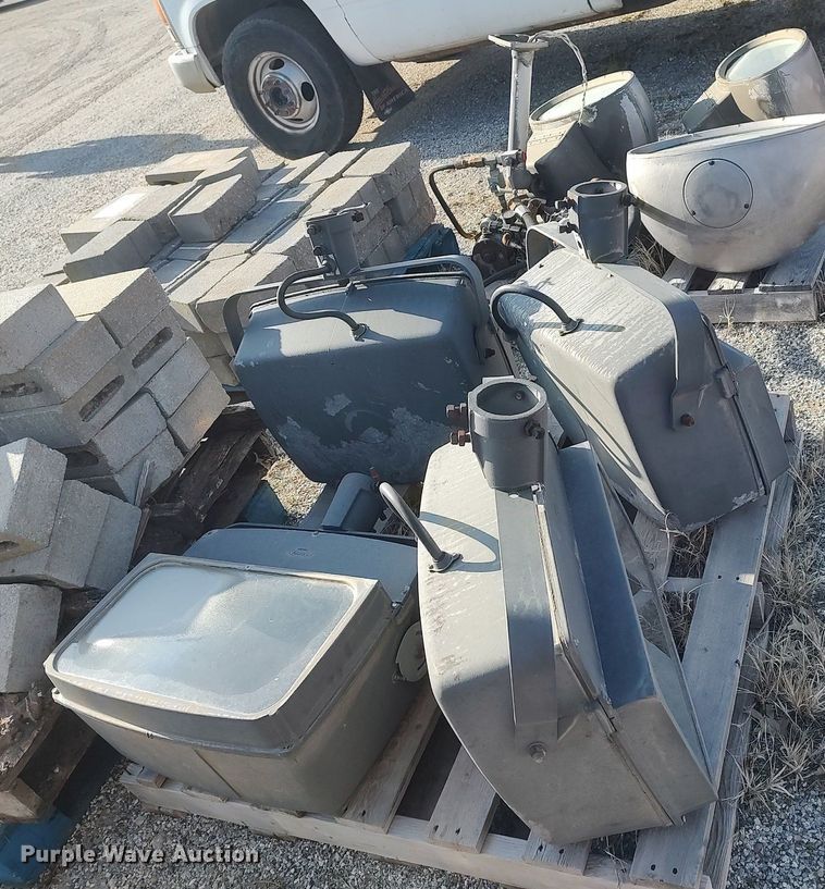 image for item DQ0433 (7) lights