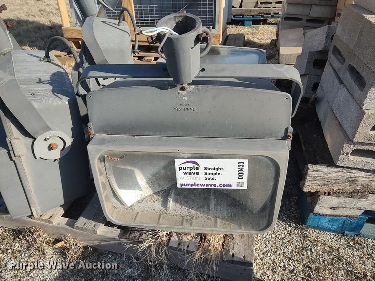 image for item DQ0433 (7) lights