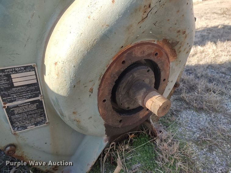 image for item DQ0435 Hoffman 38307C2  blower