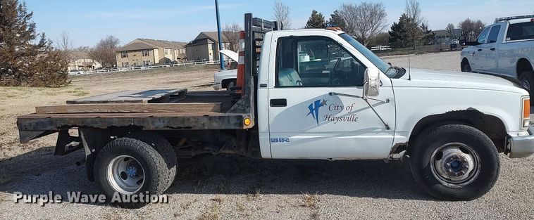 image for item DQ0436 1990 Chevrolet C3500  flatbed pickup truck