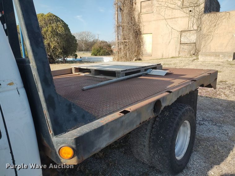 image for item DQ0436 1990 Chevrolet C3500  flatbed pickup truck