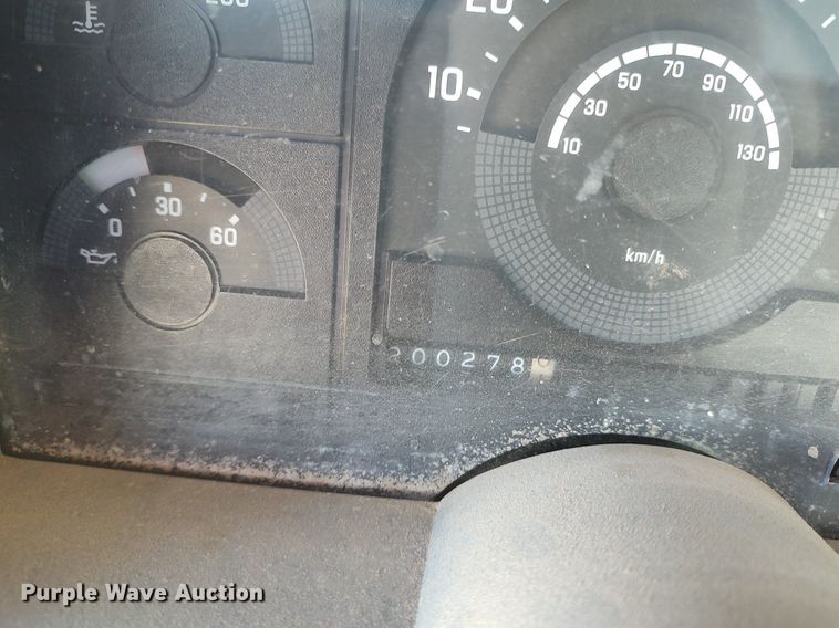 image for item DQ0436 1990 Chevrolet C3500  flatbed pickup truck