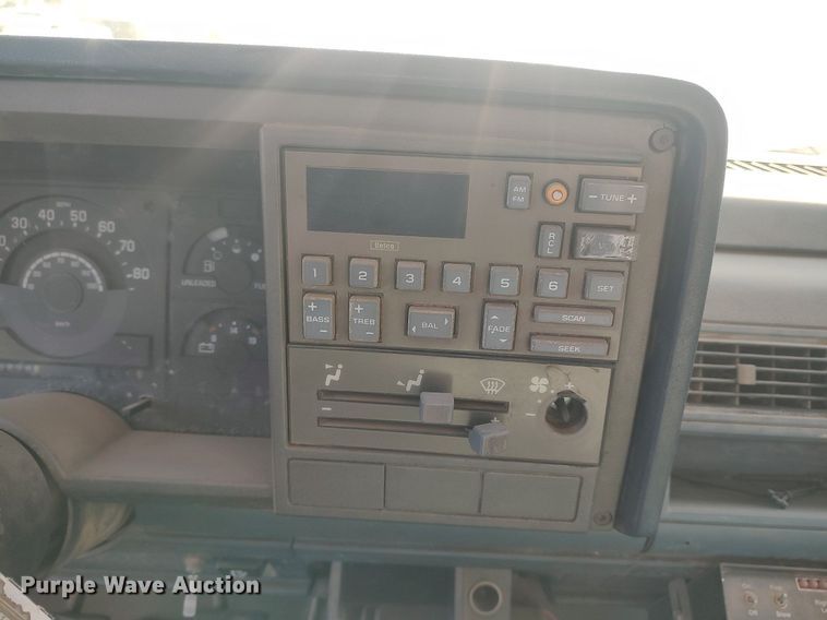 image for item DQ0436 1990 Chevrolet C3500  flatbed pickup truck