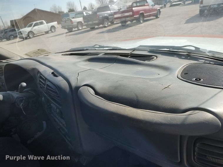 image for item DQ0438 2000 Chevrolet Blazer  SUV