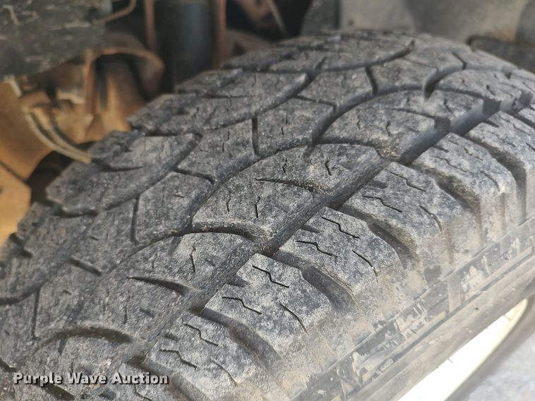 image for item DQ0438 2000 Chevrolet Blazer  SUV