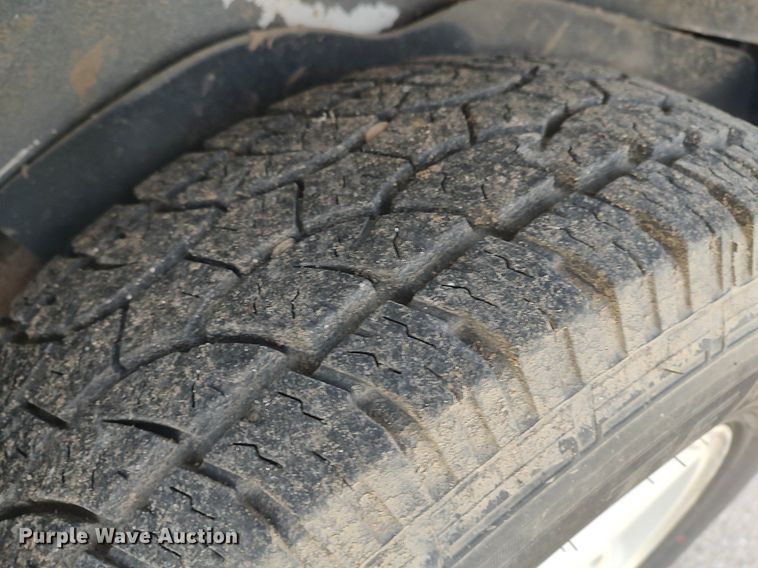 image for item DQ0438 2000 Chevrolet Blazer  SUV