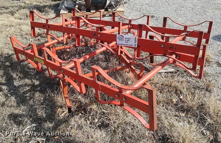 image for item DQ0441 (3) 50 gallon barrel stands