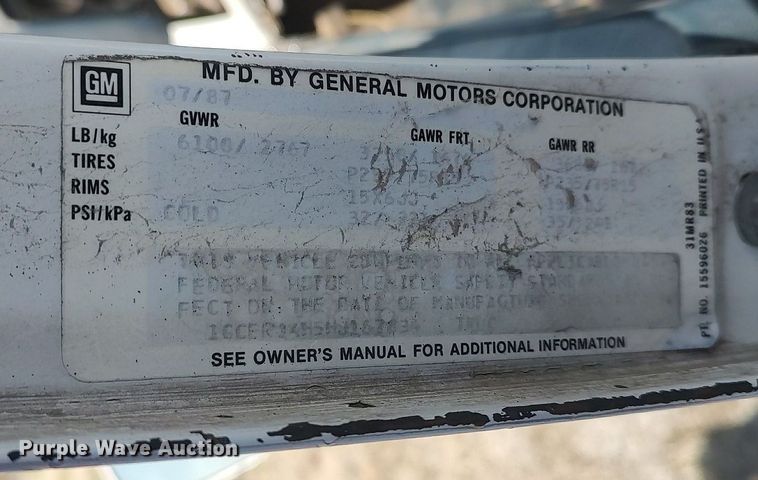 image for item DQ0444 1987 Chevrolet R10  flatbed pickup truck