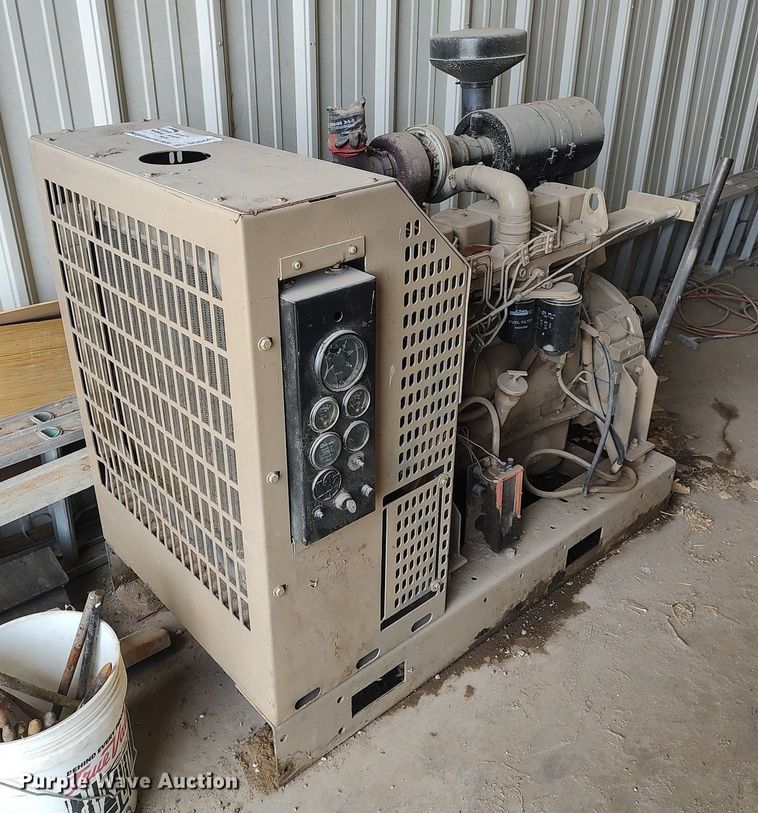 image for item DQ0445 Cummins  engine