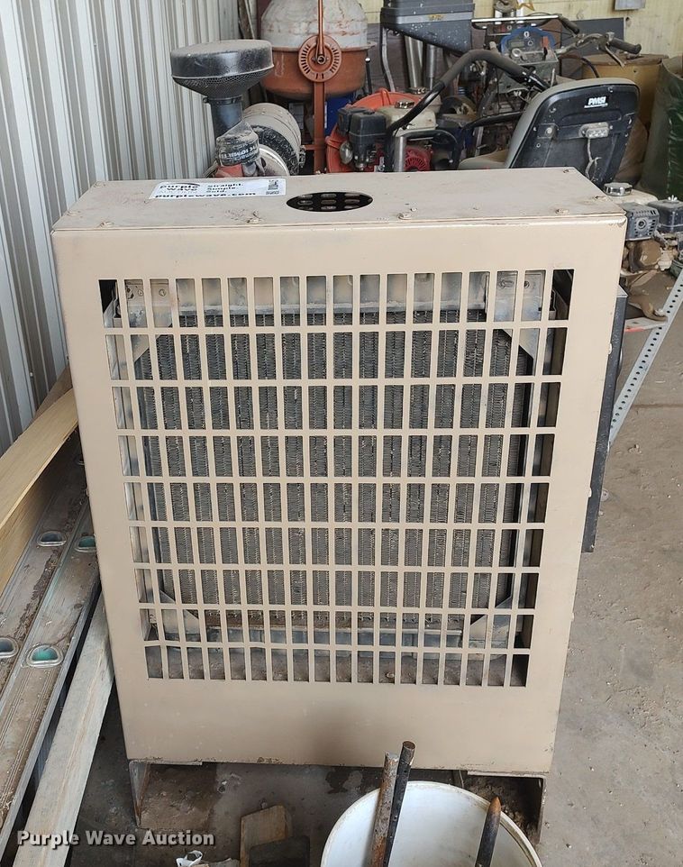 image for item DQ0445 Cummins  engine