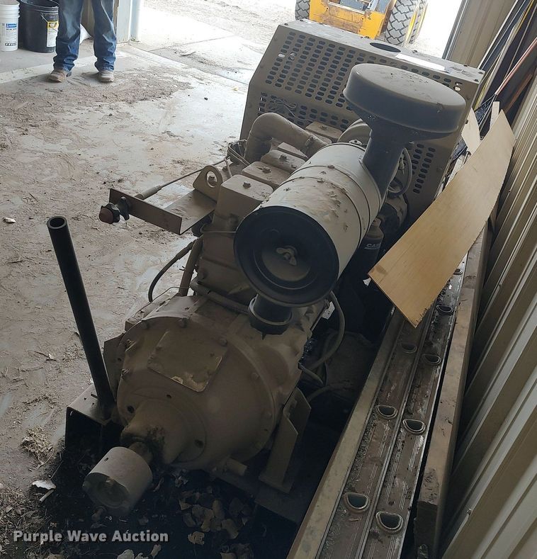 image for item DQ0445 Cummins  engine