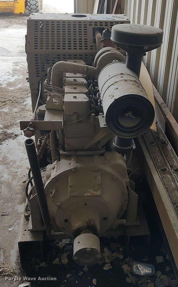 image for item DQ0445 Cummins  engine