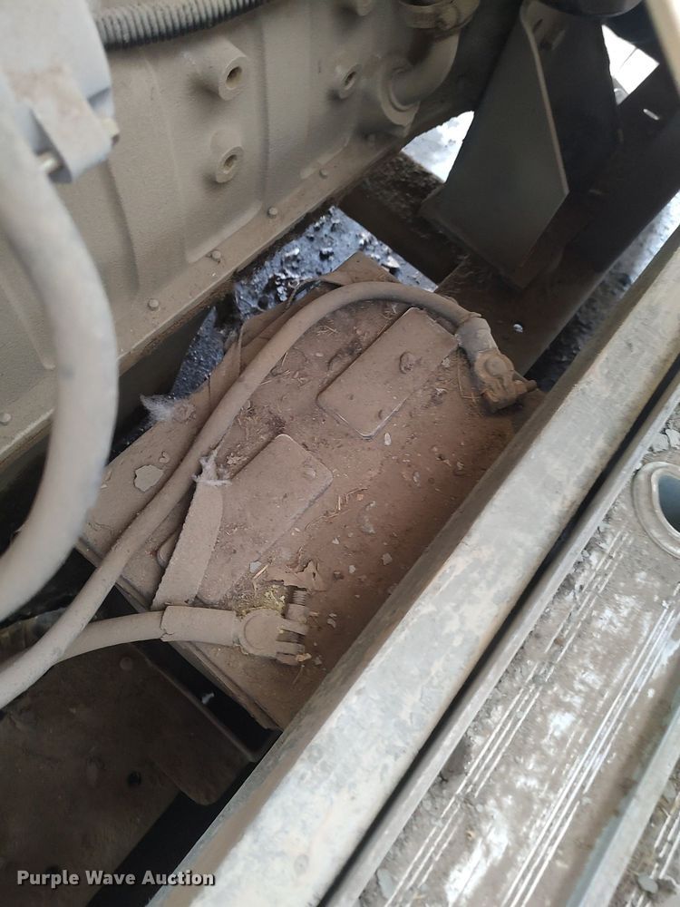 image for item DQ0445 Cummins  engine