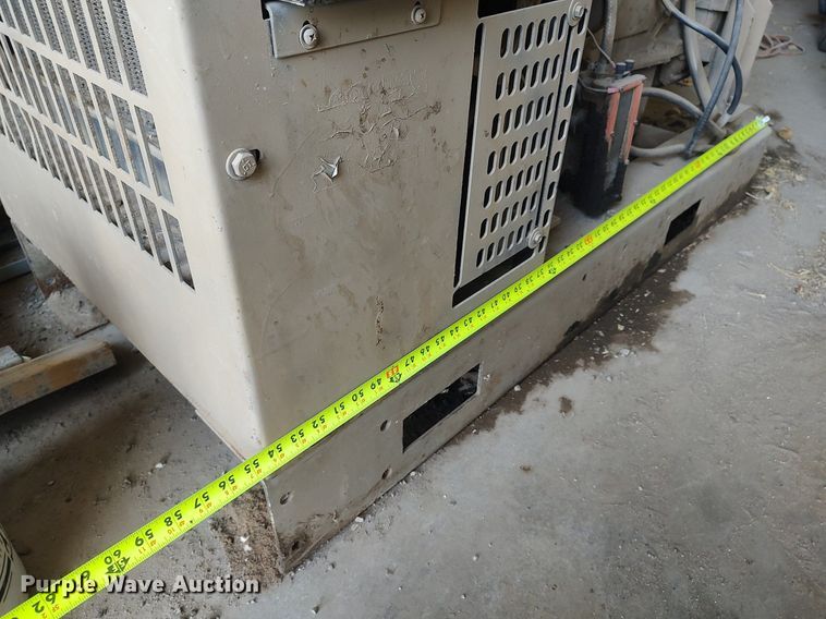 image for item DQ0445 Cummins  engine