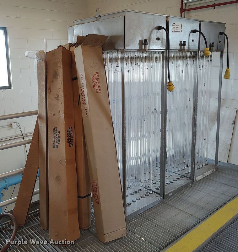 image for item DQ0446 (3) UV disinfectant light units