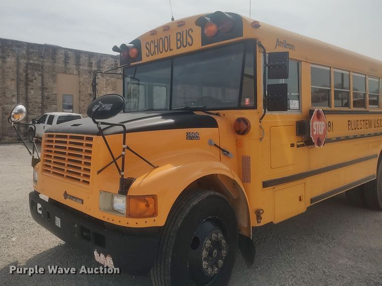 image for item DQ0468 1997 International 3800  school bus