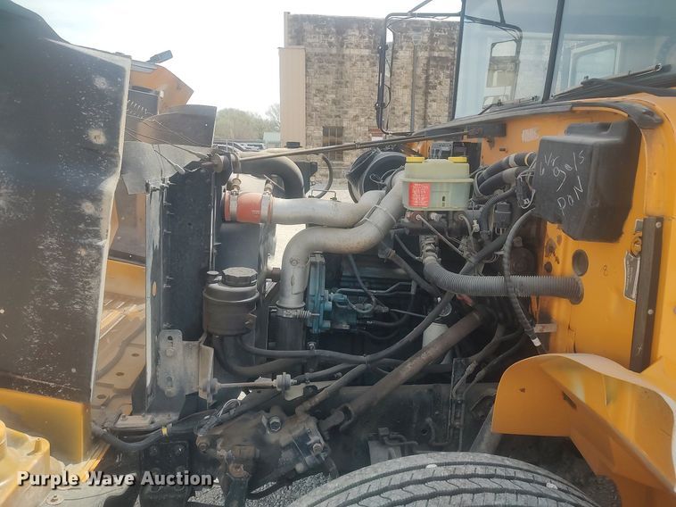 image for item DQ0468 1997 International 3800  school bus