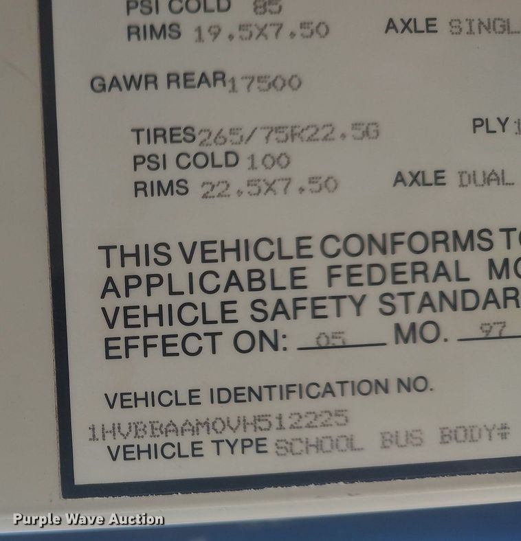 image for item DQ0468 1997 International 3800  school bus