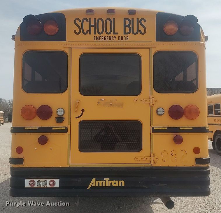image for item DQ0469 1997 International 3800  school bus