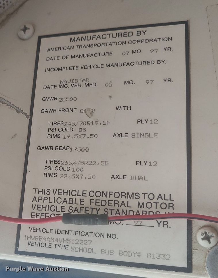 image for item DQ0469 1997 International 3800  school bus