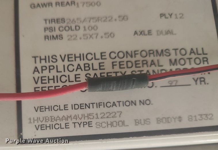 image for item DQ0469 1997 International 3800  school bus